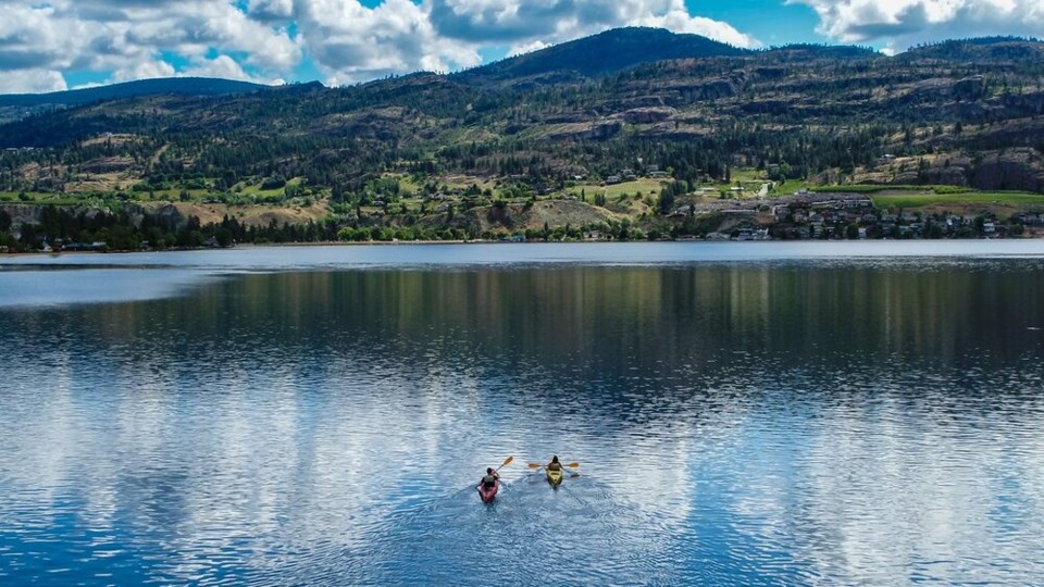 travel-penticton-landscape