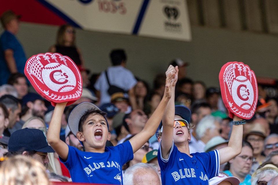 vancouver-canadians-kids