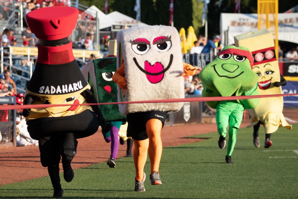 vancouver-canadians-sushi