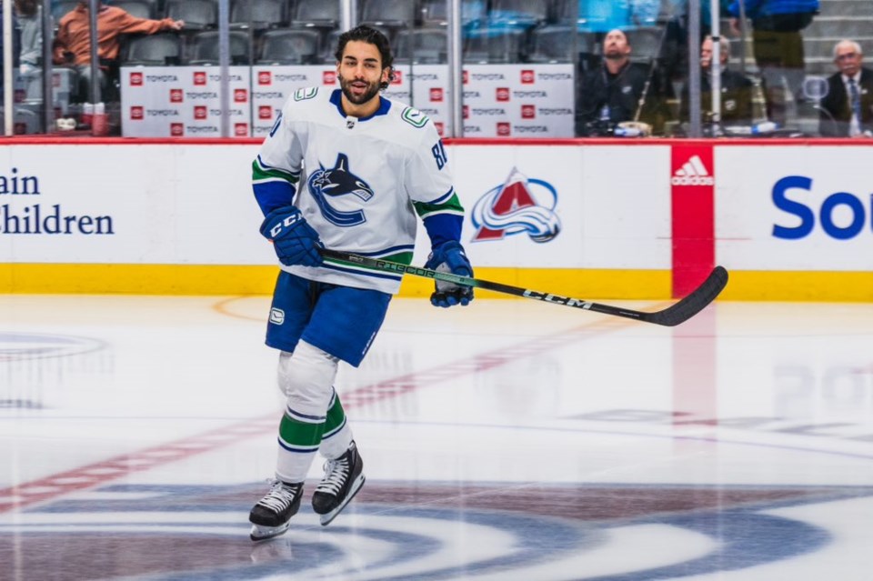 arshdeep-bains-full-canucks-twitter