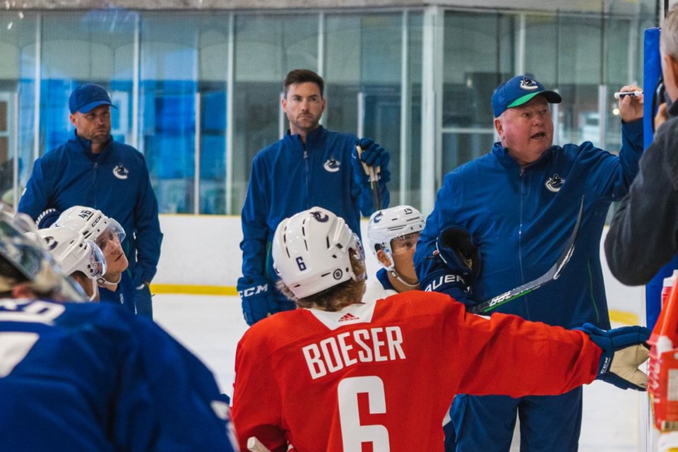 Bruce-Boudreau-Canucks-training-camp