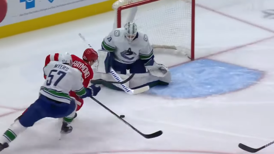 canucks-red-wings-2_10-_-nhl-highlights-2024-0-47-screenshot