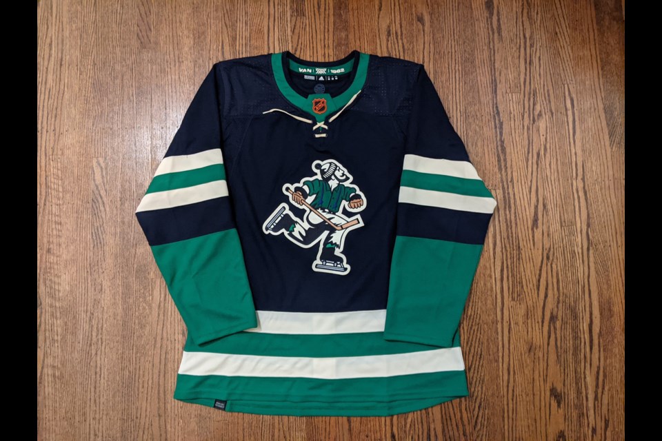 This Vancouver Canucks jersey leak is apparently their real Reverse Retro jersey for next season.