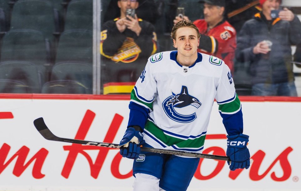karlsson-canucks-twitter