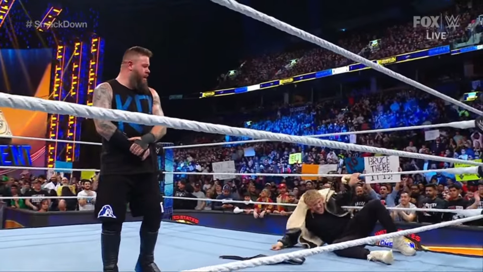 kevin-owens-vs-santos-escobar-3_3-wwe-smackdown-1_5_2024-6-35-screenshot