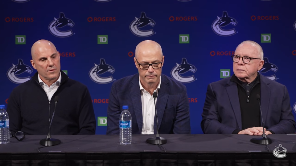 rick-tocchet-introduced-as-new-canucks-head-coach-jan-22-2023-0-29-screenshot