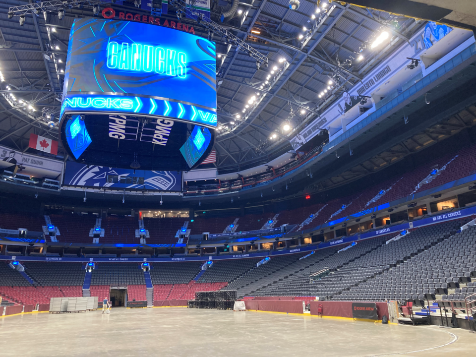 rogers-arena-black-seats