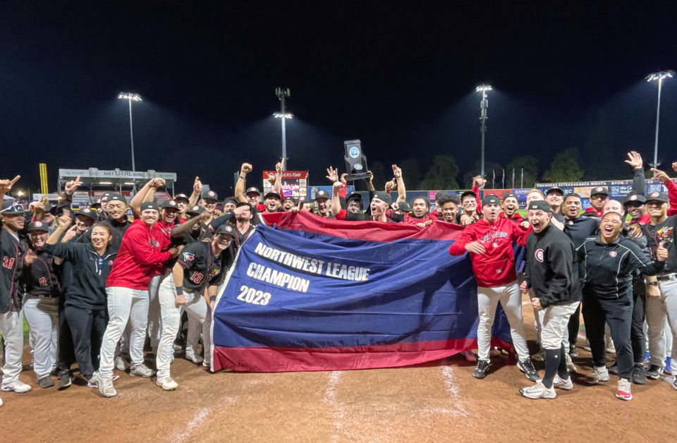 vancouver-canadians-win
