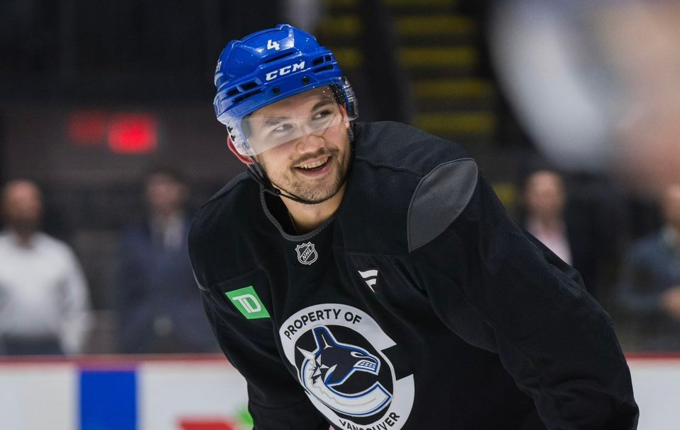 woo-canucks-camp-abbotsford-canucks-twitter