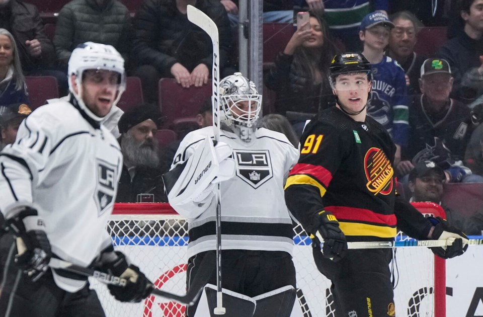 ‘It’s their goal to don’t play hockey’ — Is the Kings’ 1-3-1 bad for the NHL?