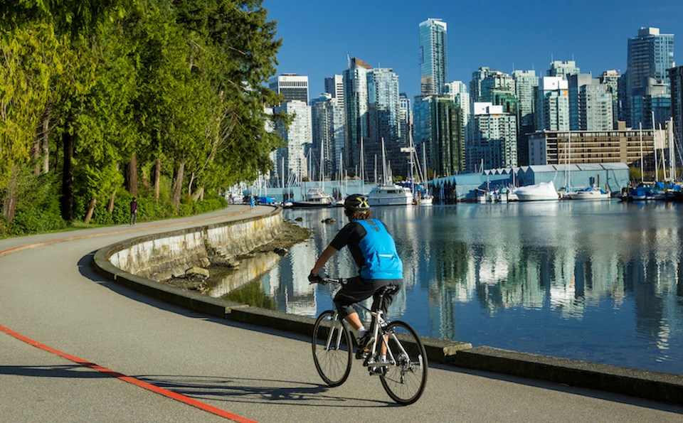 bike-downtown-vancouver-ride