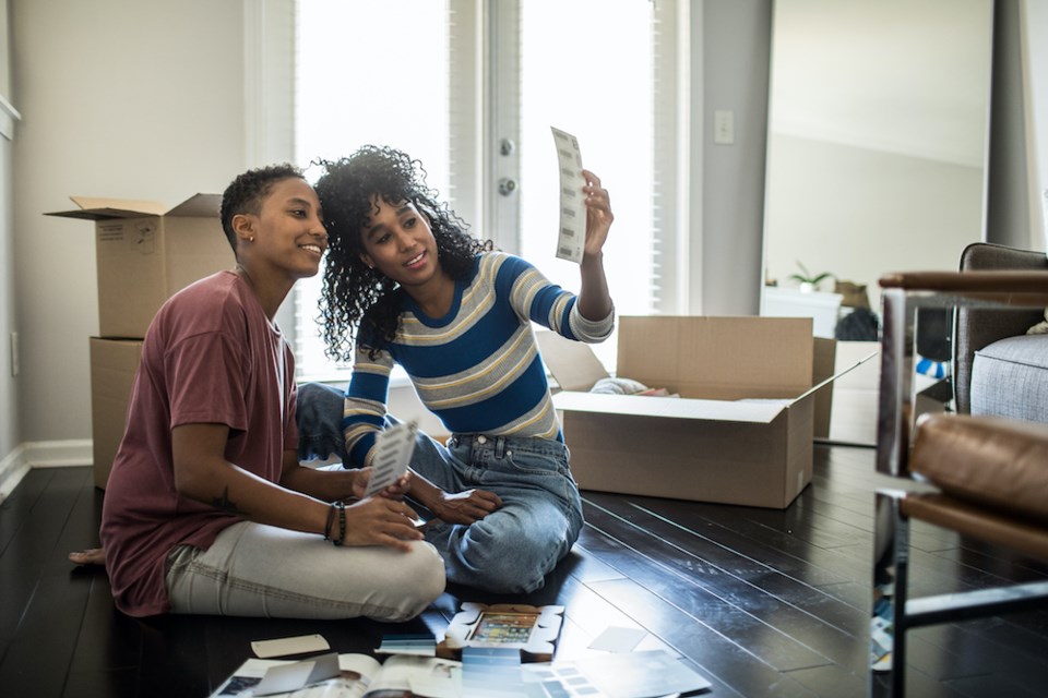 couple-women-new-home-owners-vancouver-bc