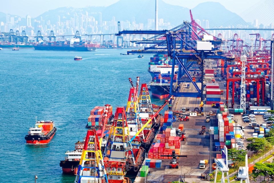 port-of-vancouver-container-shipping-docks