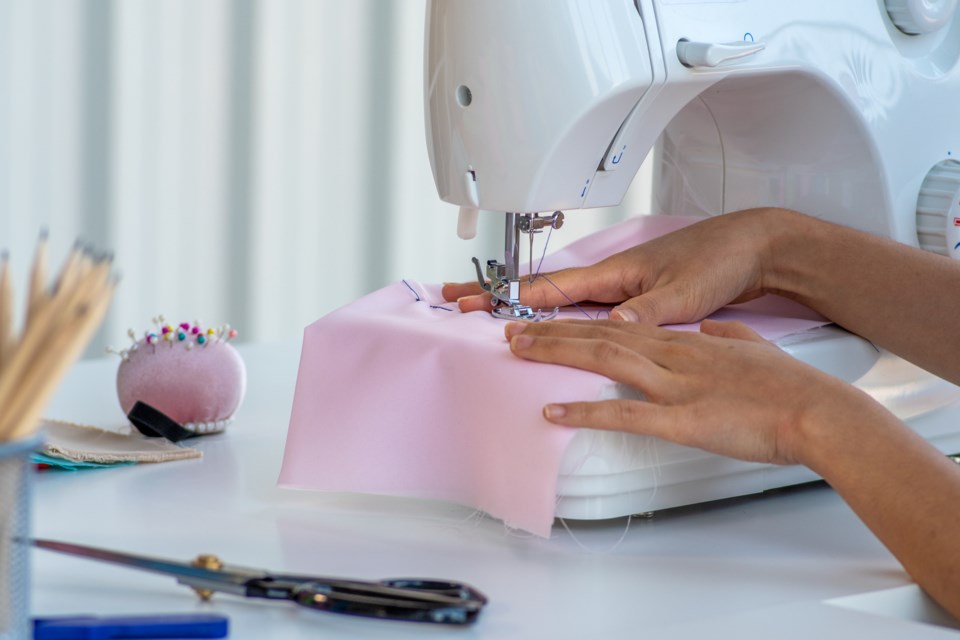 sewing-machine-stock-getty-image