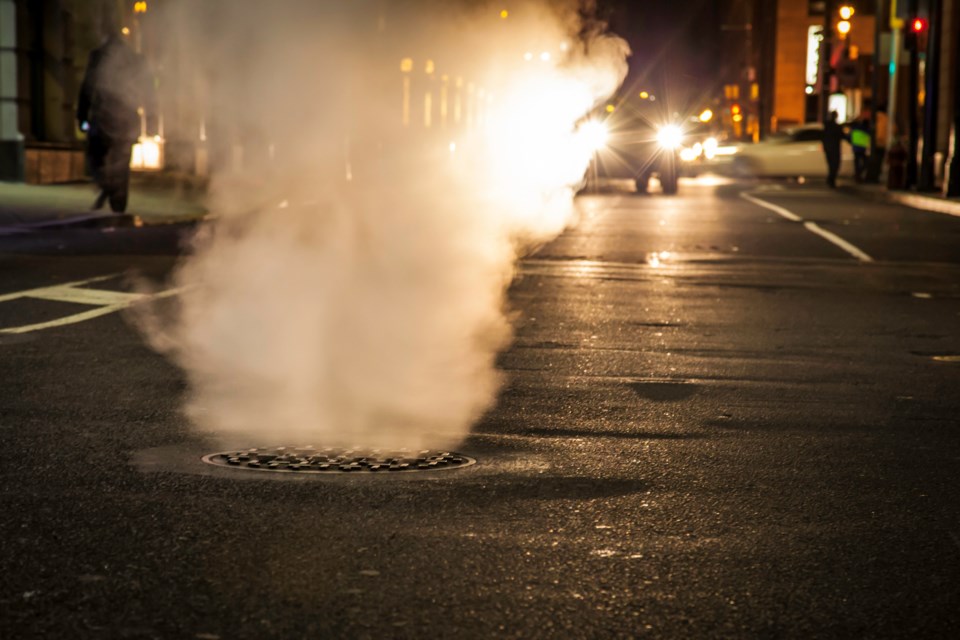 steam-grate-manhole-cover