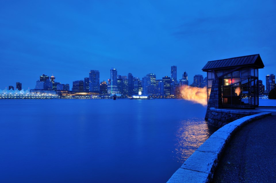 vancouver-non-oclock-gun-stock-image