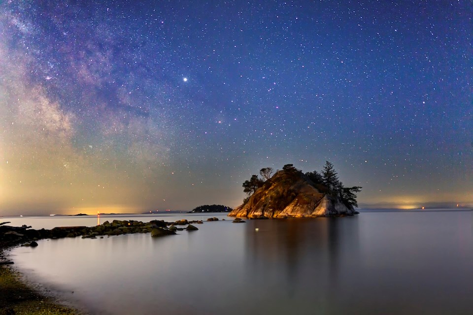 vancouver-weather-stargazing-whitecliff-park-2025