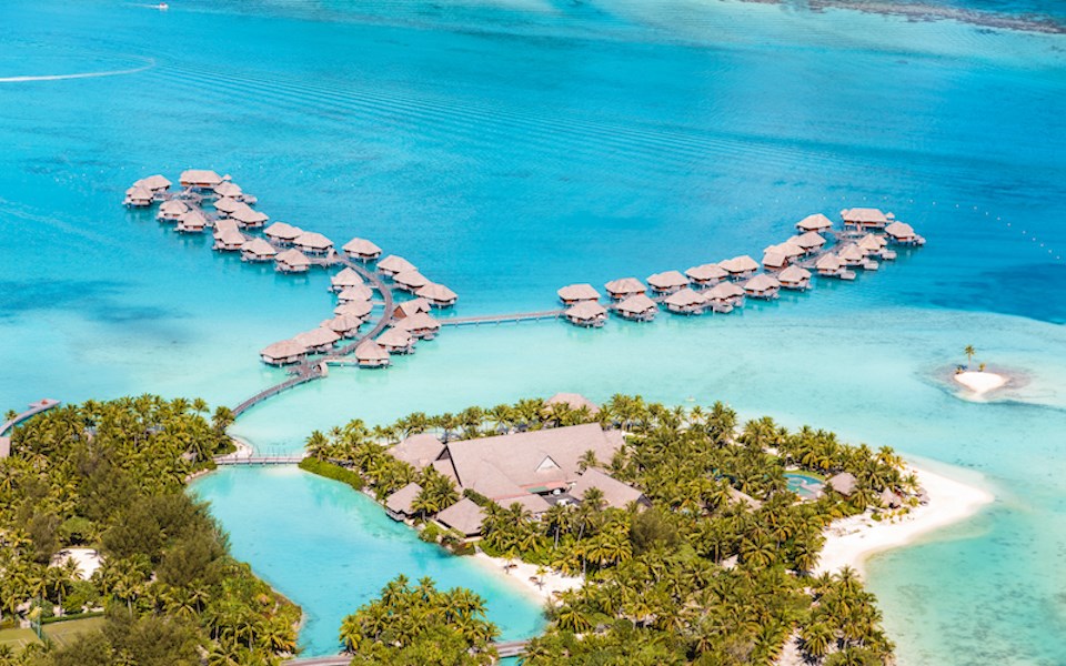 bora-bora-vancouver-flights-tahiti-yvr-2023