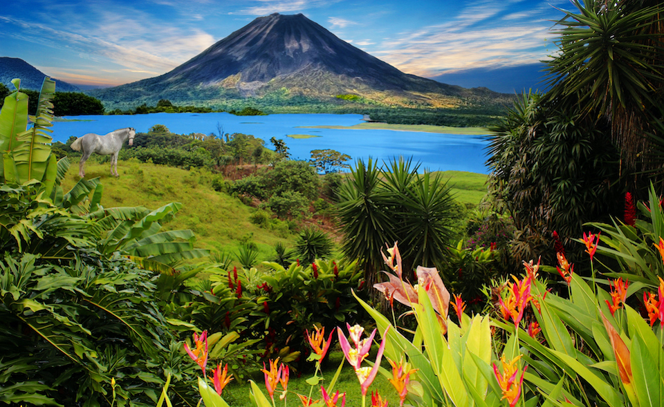 https://www.vmcdn.ca/f/files/via/images/tourism/costa-rica-volcano-travel-vancouver-flights-yvr.jpg