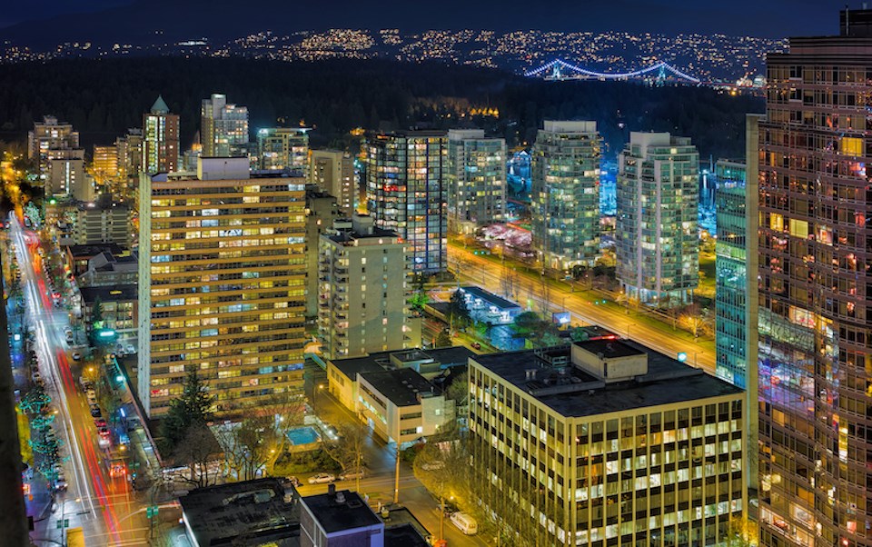 downtown-vancouver-rent-night-lights