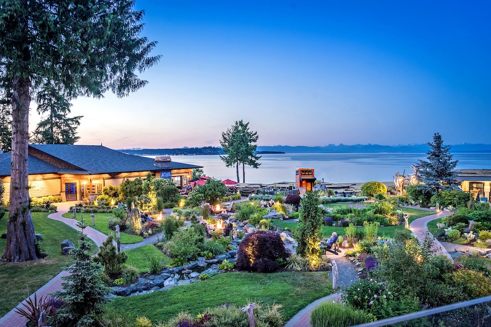 Located on Vancouver Island in the Comox Valley, The Kingfisher Resort & Spa offers spellbinding views of the Strait of Georgia from its luxury guest rooms.