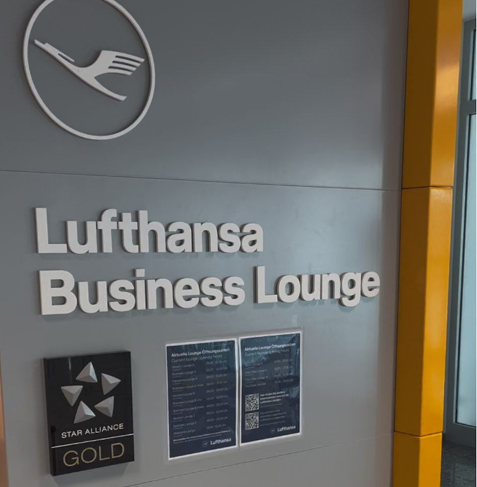 lufthansa-business-lounge-germany-frankfurt-confor-business-class