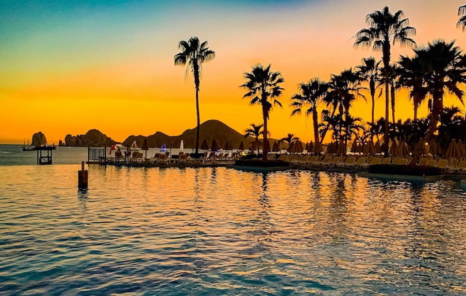 sunset-over-los-cabos-1