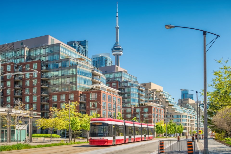 toronto-travel-streetcar-ttc