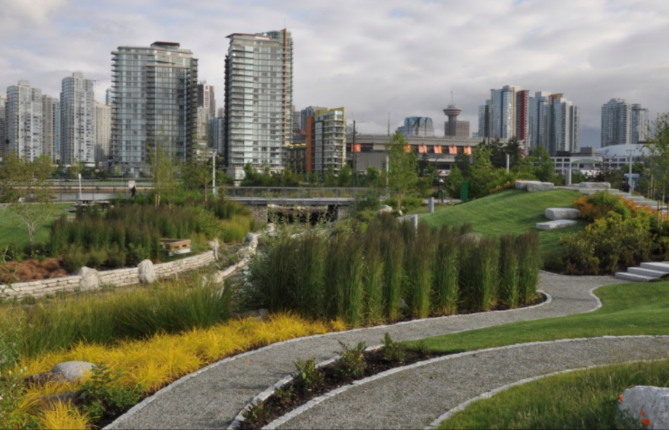 vancouver-filming-locations-hinge-park-june-2025jpg