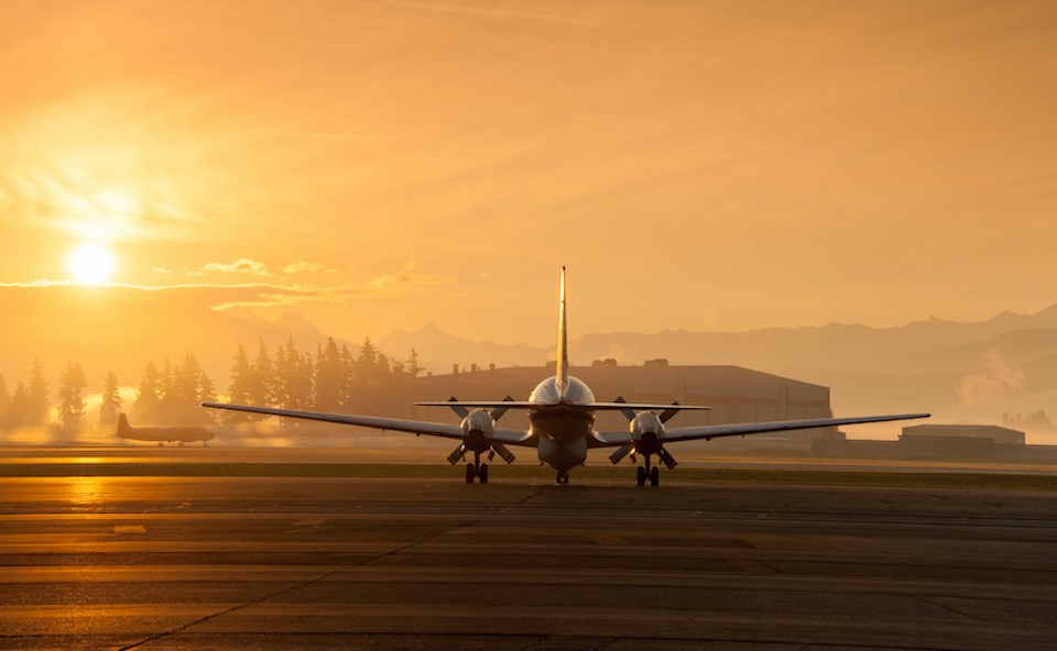 vancouver-flights-abbotsford-yxx-airport-flair-airlines-westjet