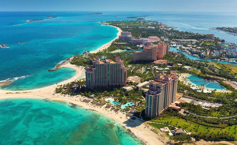 vancouver-flights-bahamas-travel-yvrd-deals-december-2023pg