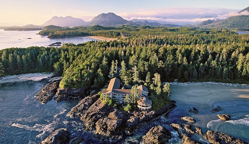 Wickaninnis-Inn-vancouver-travel-travel-leisure-2021