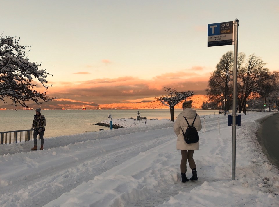 bus-stop-snow-winter-vancouver-bc