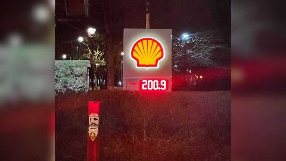 gas-prices-hit-2-bucks-litre