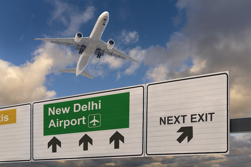 new-dehli-airport-india-canada-flight-ban-2021
