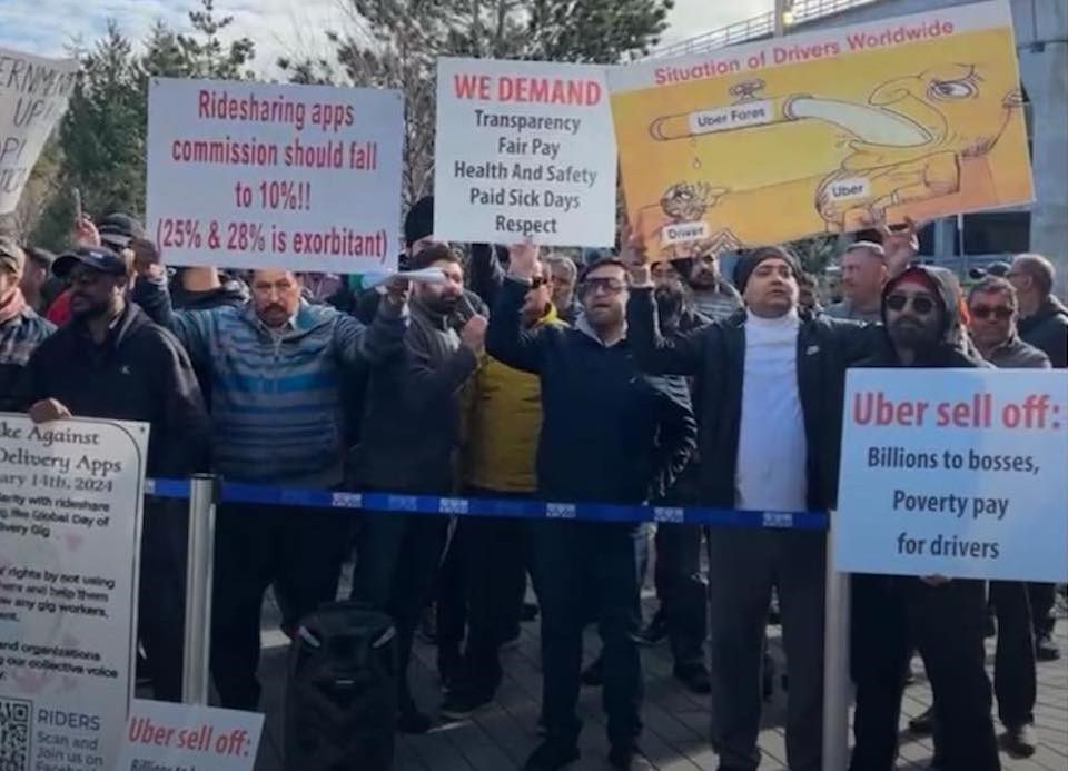 Grève d'Uber à Vancouver : vidéo d'une manifestation en direct à l'aéroport YVR