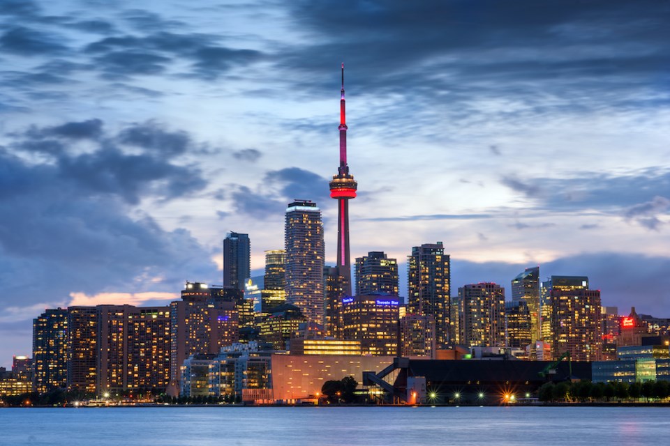 vancouver-flight-toronto-abbstord-swoop-sale-july-2021