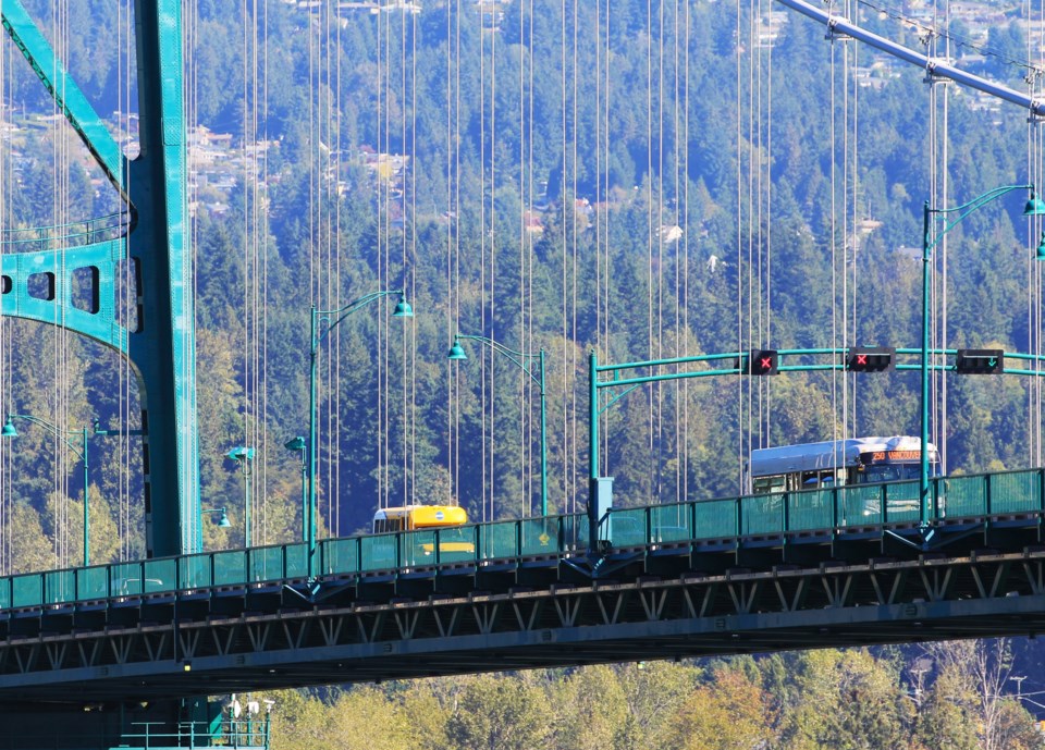 Vancouver-Lions-Gate-Bus-BrunoGuerreiro_GettyImages