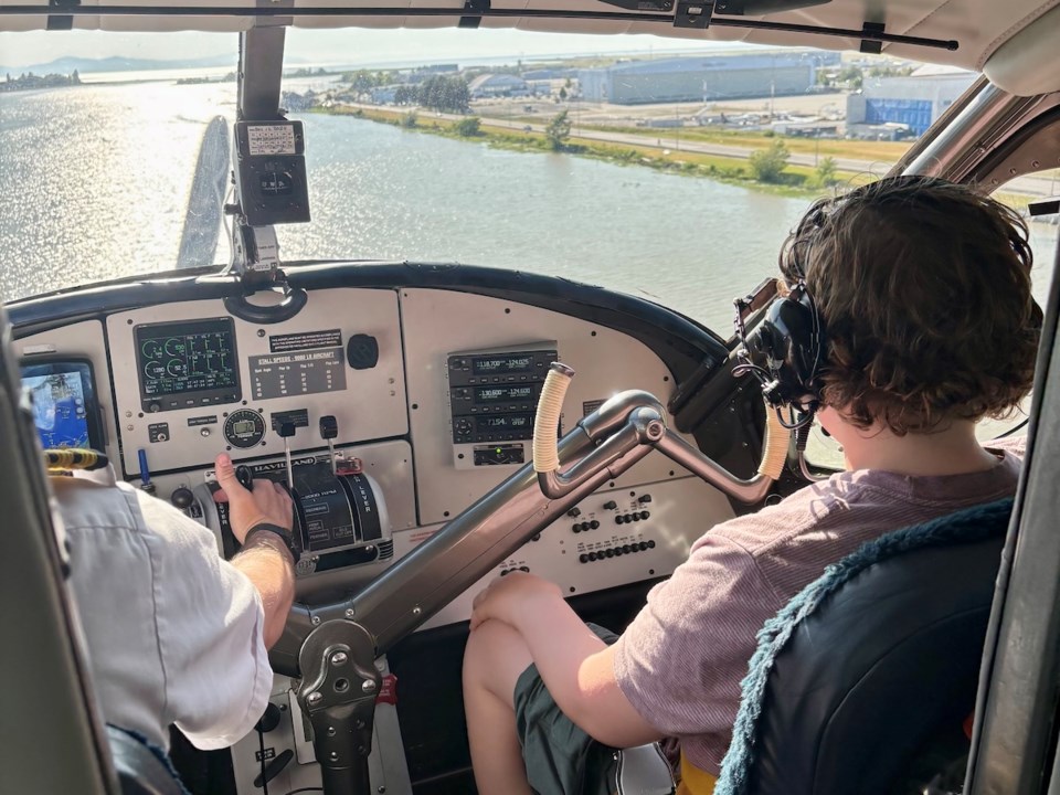 victoria-bc-seaplane-home