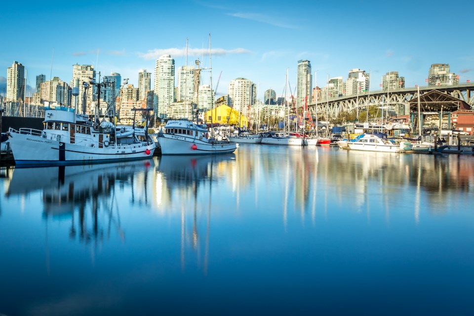 boats-vancouver-harbour