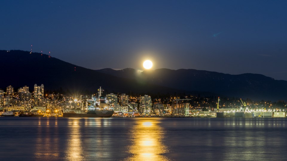cold-moon-vancouver-lowers