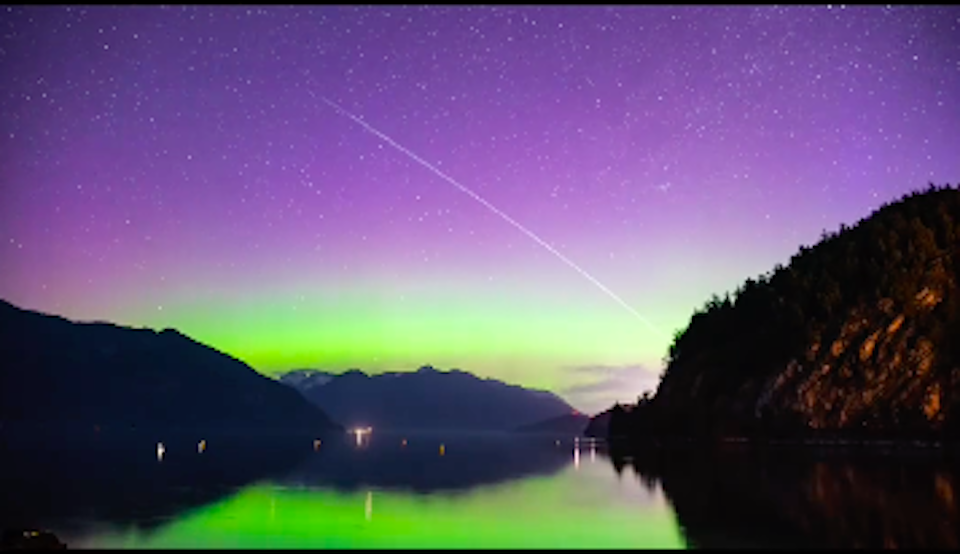 The Metro Vancouver weather forecast includes sunshine and clear skies Wednesday through Friday, providing ideal aurora-viewing conditions in April 2024.
