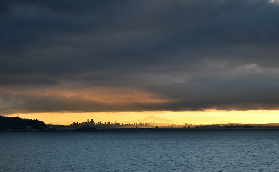 skyline-vancouver-weather-environment-canada