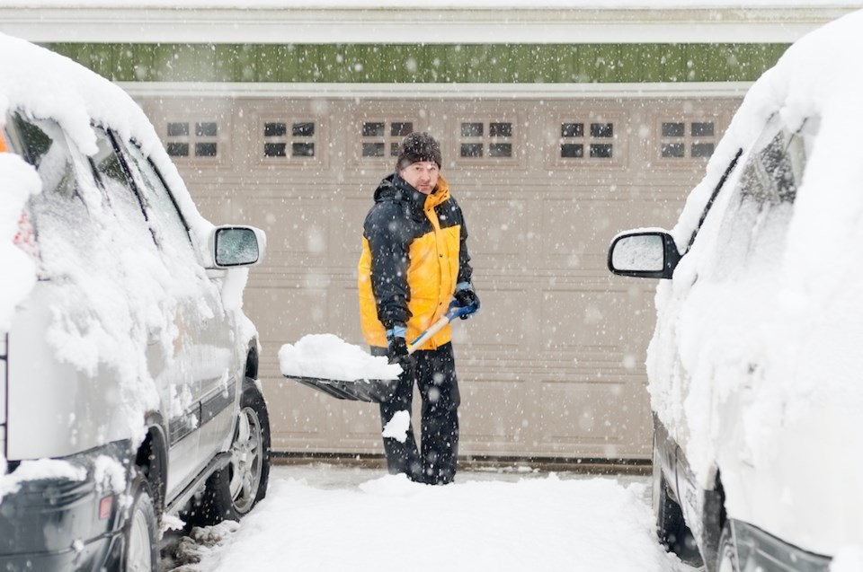 snow shoveling vancouver