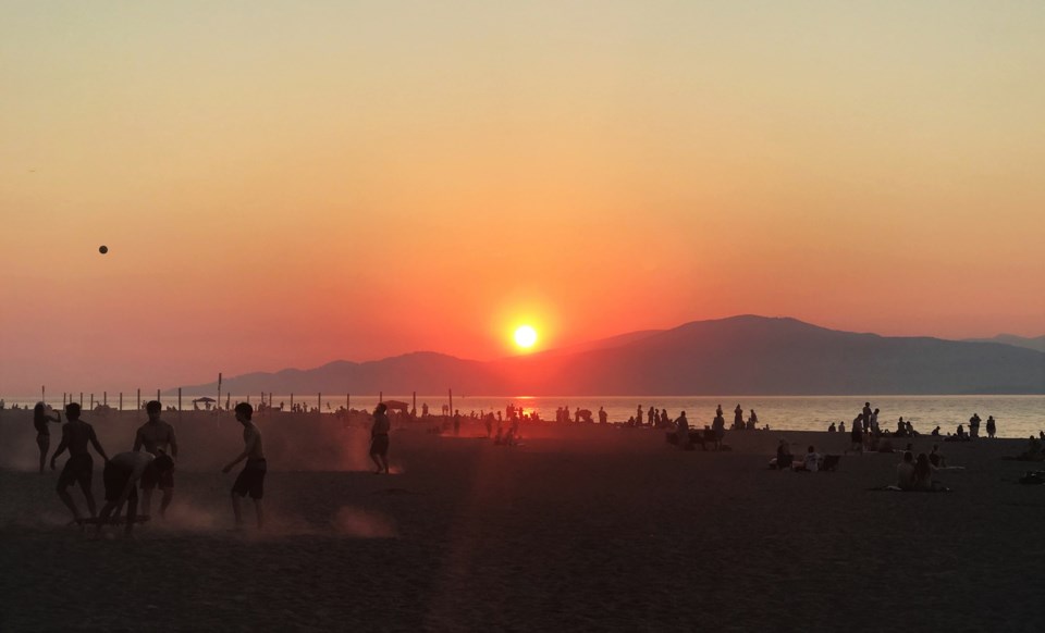 SpanishBanks_BeachSun