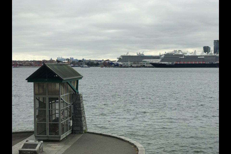 Cloudy and possibly grey skies may take over Vancouver this week, but temperatures will also be on the warmer side, according to the latest Weatherhood forecast for the first week of April 2025.