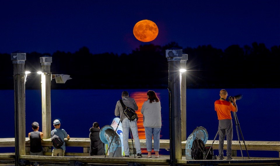 Biggest and brightest 'supermoon' of 2023 set to dazzle Metro Vancouver skies
