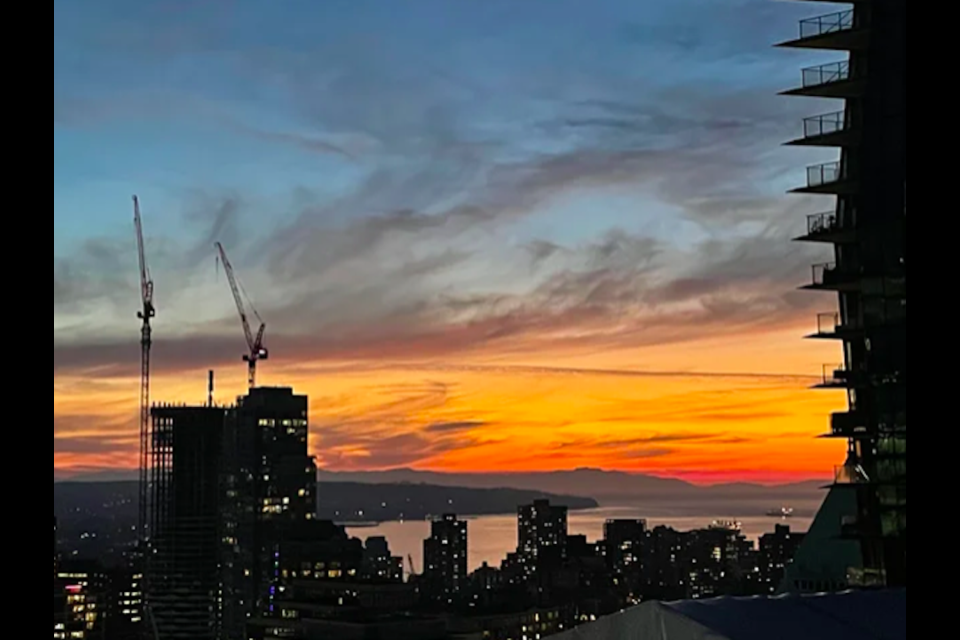 Metro Vancouverites are sharing photos of jaw-dropping sunsets from across the region this week. 