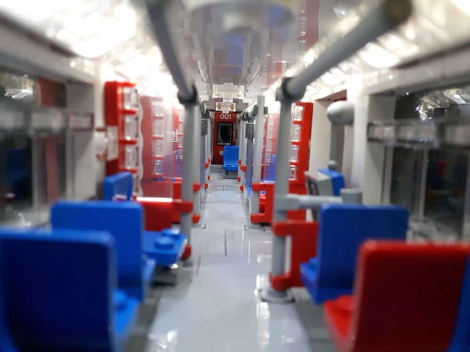 will-inside-train-2