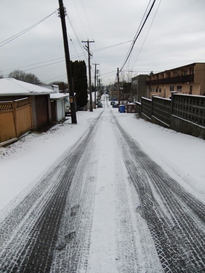 alley-snow